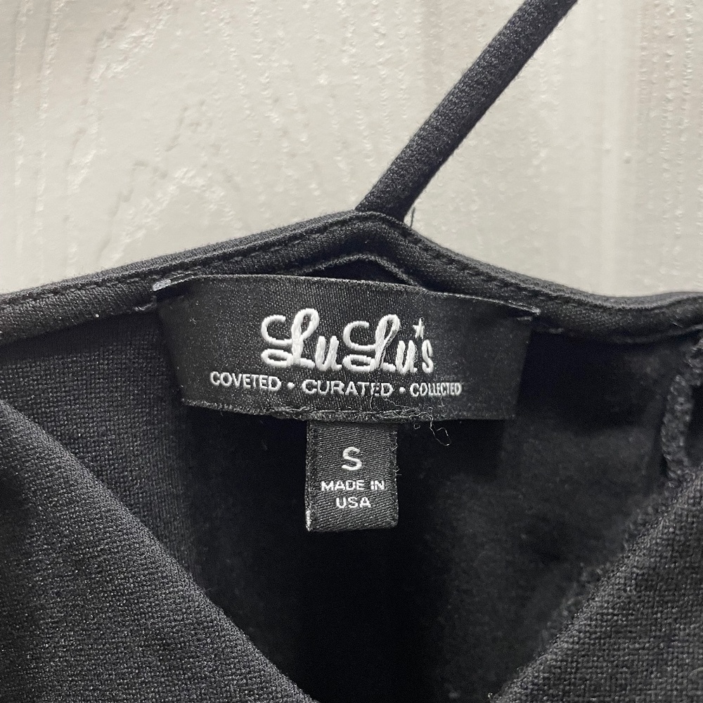 Lulus Black Bodycon Midi